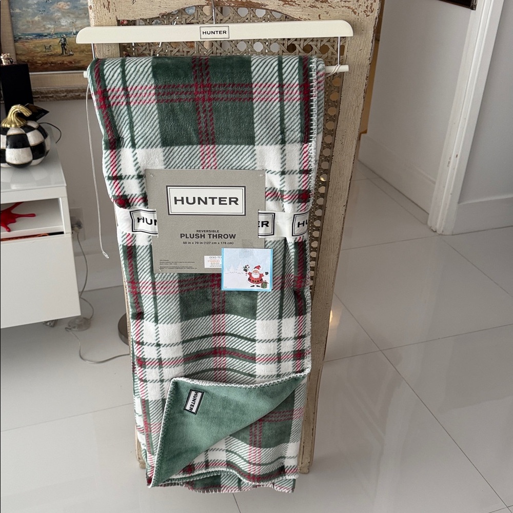 Hunter Green/White/Red Festive Plaid Reversible Plush Throw Blanket